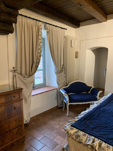 Bedroom 5, Castello La Rocchetta, Biella