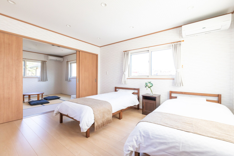 Bedroom 3, SEASIDE HOUSE YASUTAKETEI, Shirahama