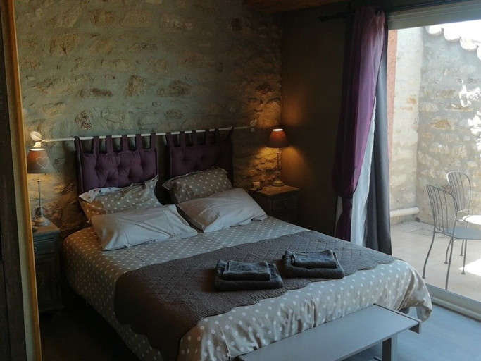 Bedroom 2, Au Pied du Figuier, Aude