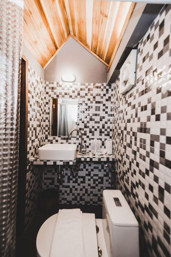 Bathroom, Luxury Camp@Green Jungle Park, Chomphet