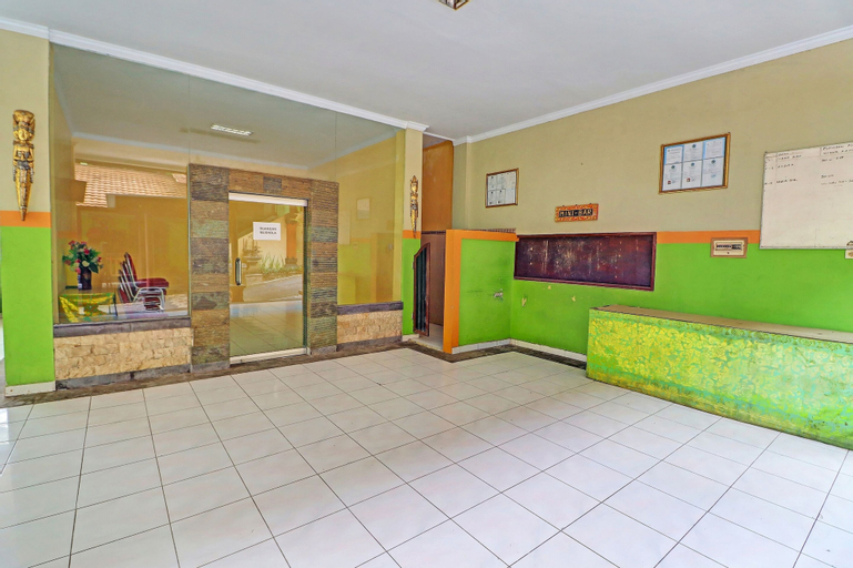 Public Area 2, Oyo 91610 Batukaru Garden Hotel, Denpasar