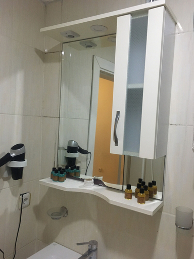 Bathroom 5, Nuray Hotel, Fatih