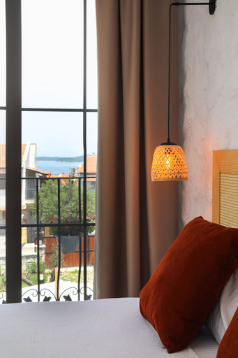 Bedroom 4, Huzurla Otel, Urla