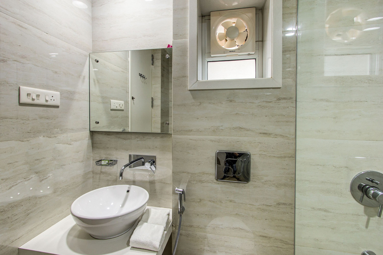 Bathroom 4, Treebo Daksh Residency, Indore