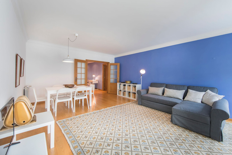 Others 5, Family Wonder Two Bedroom Garage, Lisbon