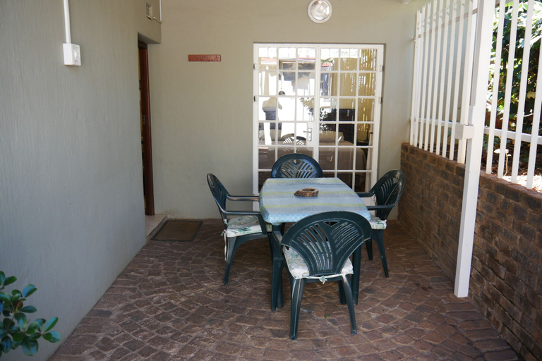 Others 5, Margaret's Place, City of Johannesburg