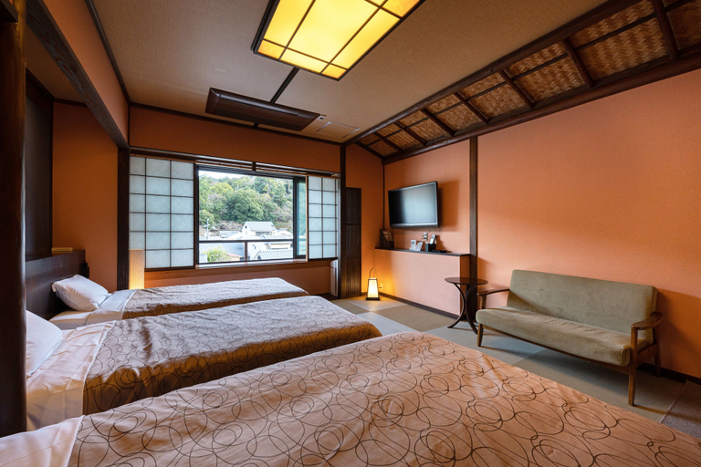 Bedroom 3, Miyajima Kinsuikan, Hatsukaichi