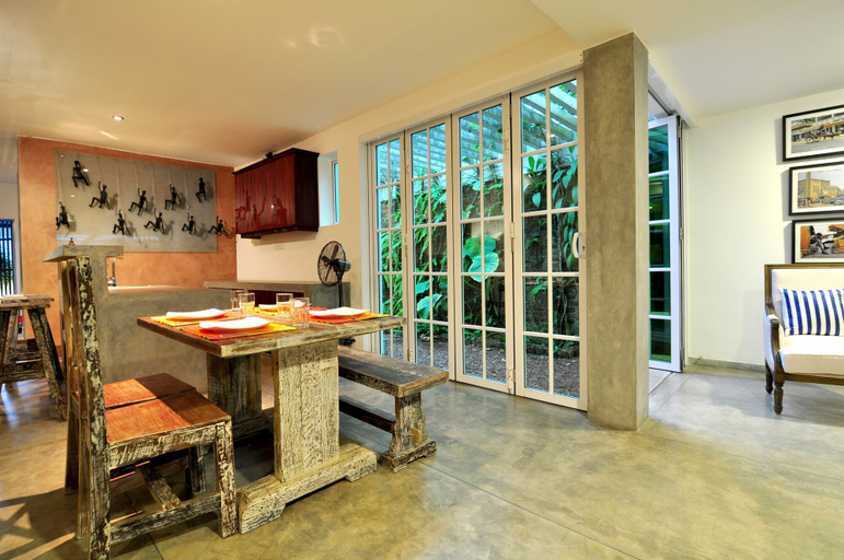 Food & Drinks 4, Villa LV29, Sri Jayawardanapura Kotte