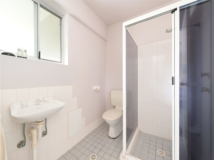 Bathroom 4, 9 Cirrus at Fingal Bay, Port Stephens