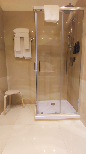 Bathroom 5, Catania Sea Palace Hotel, Catania