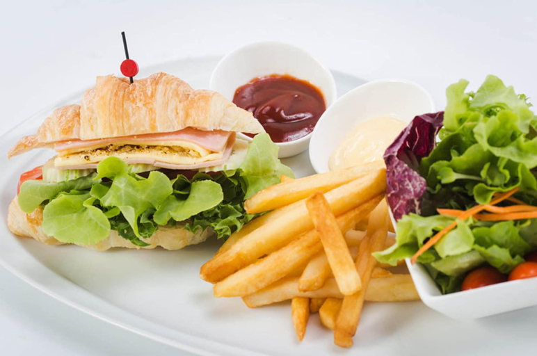 Food & Drinks 8