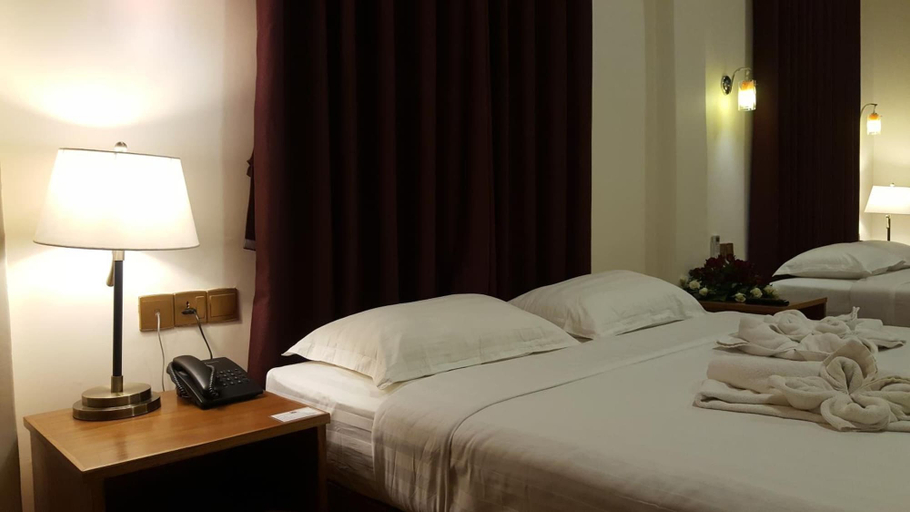 Bedroom 3, bh Hotel, Taunggye