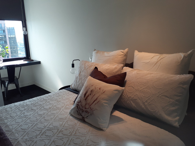 Bedroom 3, Top Floor Stunning Views, Melbourne