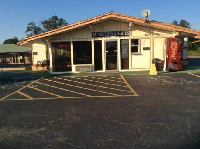Exterior & Views, Budget Inn And Suites, Vermilion