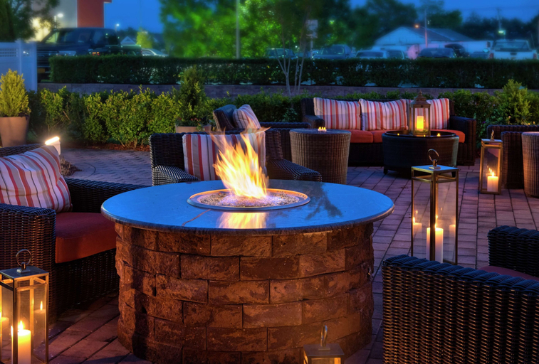 Food & Drinks 5, Hilton Garden Inn Riverhead, Suffolk