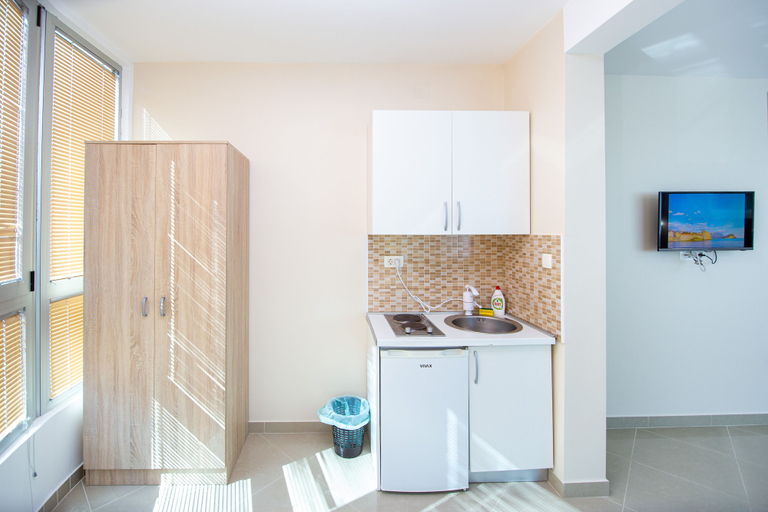 Others 5, Sofija Apartments