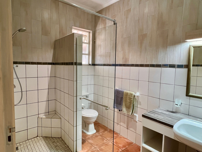 Bathroom 3, The Secret Garden Guesthouse, Swakopmund