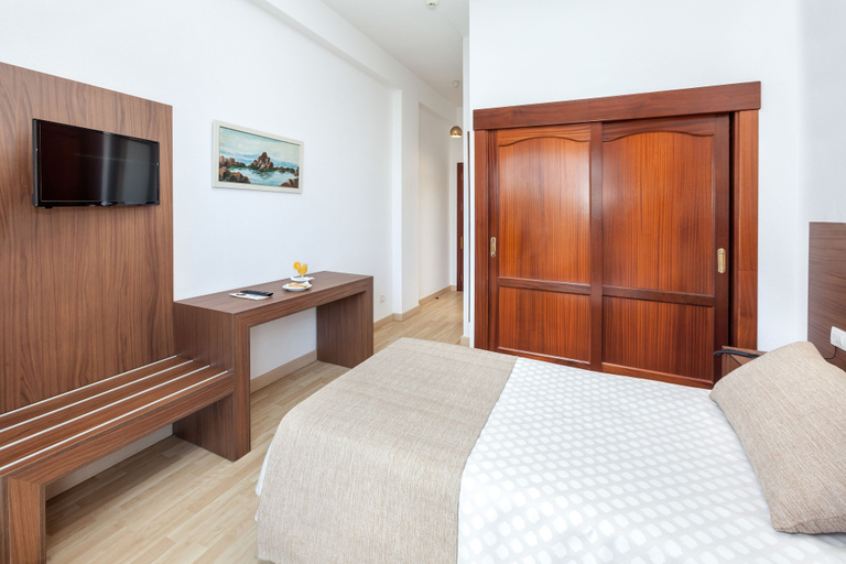 Bedroom 2, Hotel Don Manolito, Santa Cruz de Tenerife