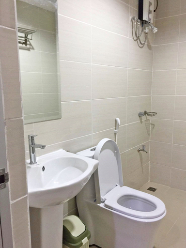 Bathroom 4, Meaco Royal Hotel - Lipa, Lipa City