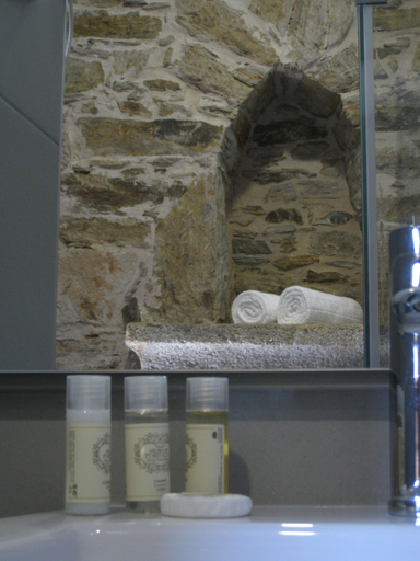 Bathroom 5, Candeias do Souto, Bragança