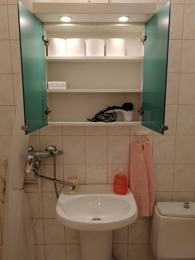 Bathroom 4, Scandinavian Sun Apartments, Kymenlaakso