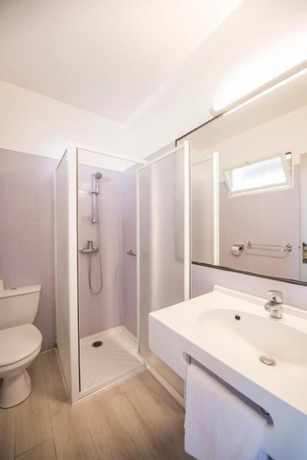 Bathroom, Les Residences du Colombier - ULVF, Var