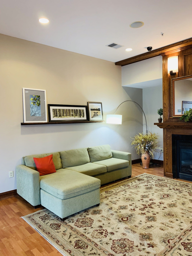 Public Area 2, Country Inn & Suites by Radisson, Ithaca, NY, Tompkins