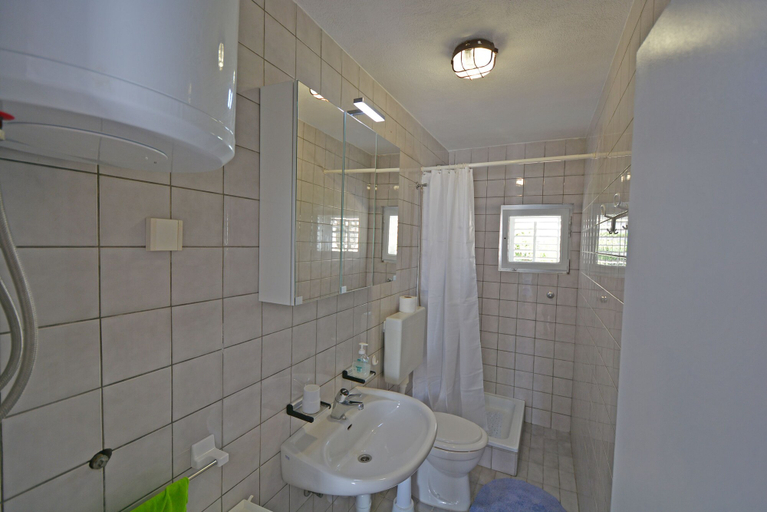Bathroom 3, Villa CasaBlanca, Supetar