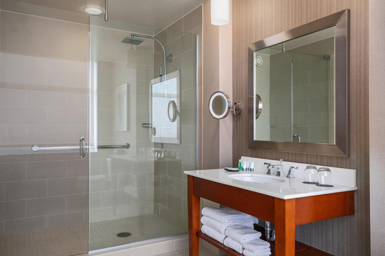Bathroom 5, The Westin Chicago Lombard, Dupage