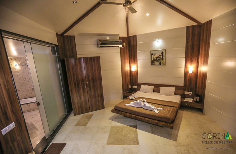 Bathroom 3, Sorina Hillside Resort, Pune