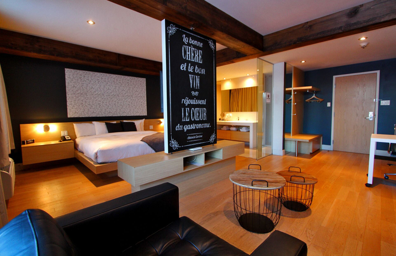 Bedroom 1, La Cache à Maxime, La Nouvelle-Beauce