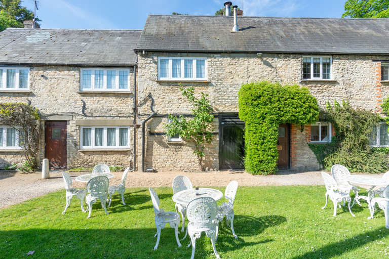 Exterior & Views 5, the Jersey Arms Hotel, Oxfordshire