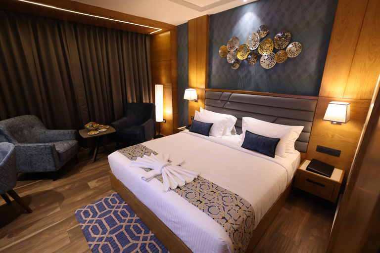 Bedroom 3, AJ Grand Hotel, Dakshina Kannada
