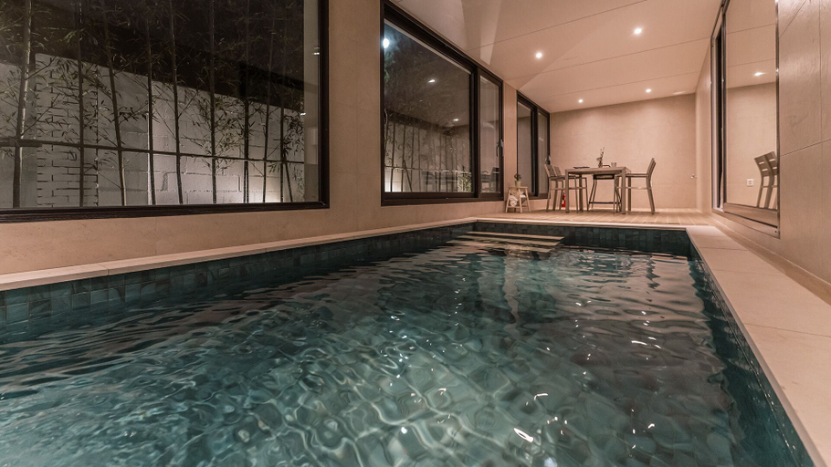 Sport & Beauty 2, Albescent Pool Villa, Gyeongju
