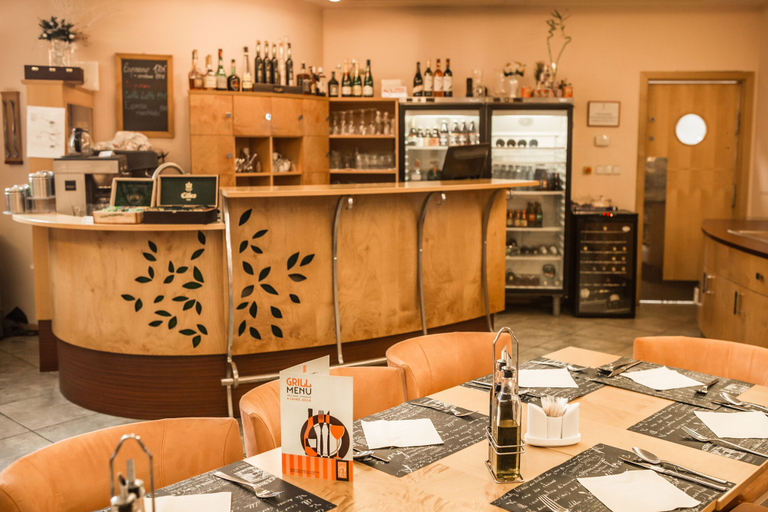Food & Drinks 5, Hotel SET, Bratislava II