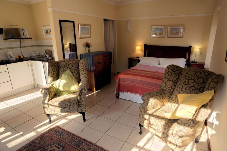 Others 4, Petal Faire Cottage, City of Tshwane