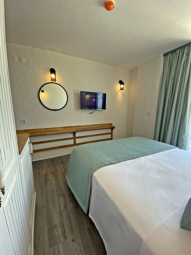 Bedroom 3, Vahide Dalyan, Çeşme