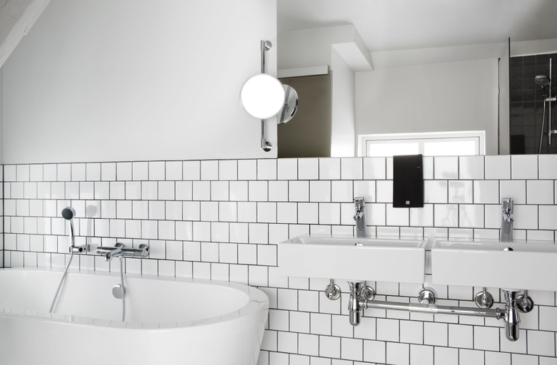 Bathroom 3, Comfort Hotel Karl Johan, Oslo