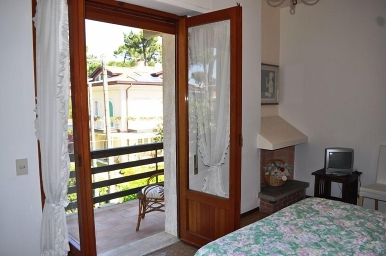 Bedroom 3, Villa Fiumetto, Lucca
