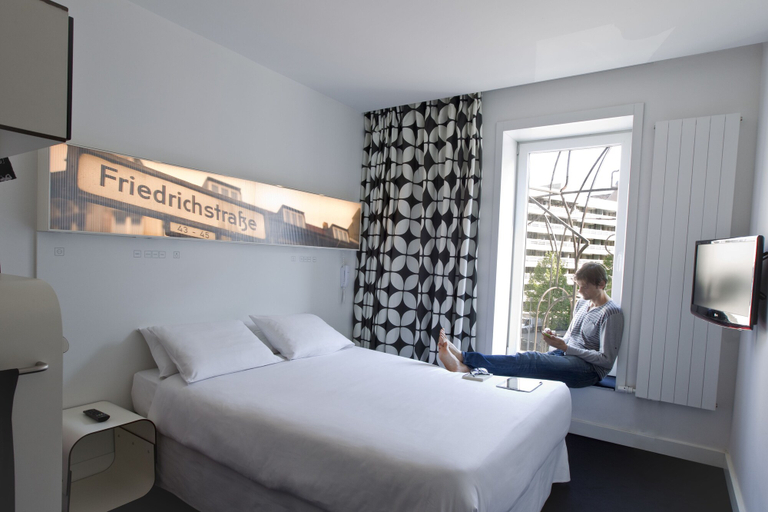 Bedroom 4, Hotel Gat Point Charlie Berlin, Berlin
