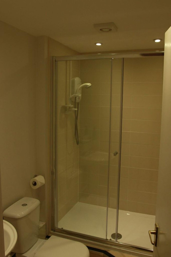 Bathroom 4, Old Aberlady Inn, East Lothian