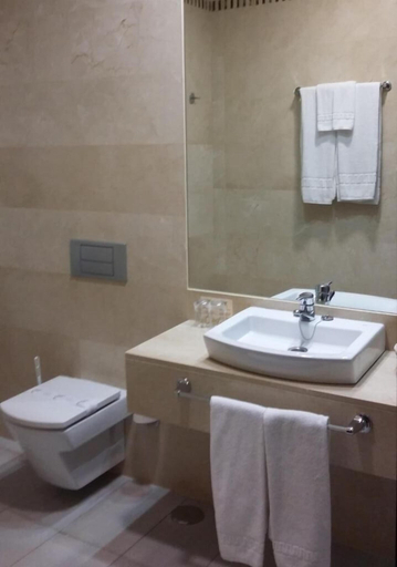 Bathroom 4, Hotel Don Felipe, Segovia