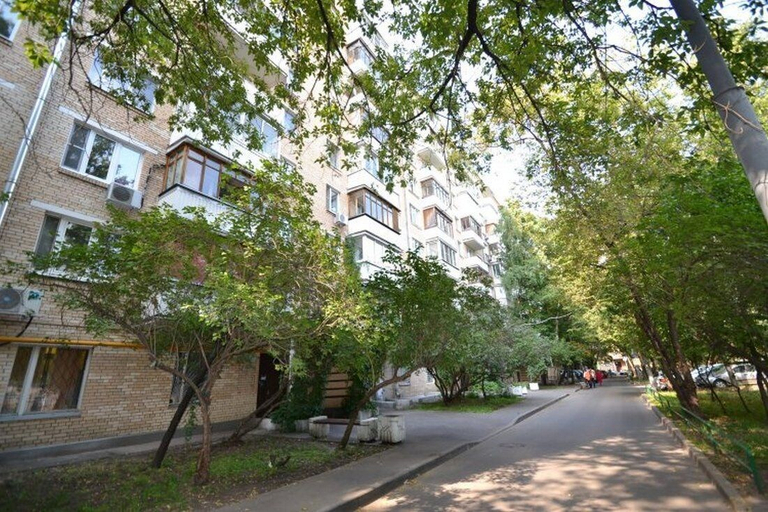 Exterior & Views 2, Lakshmi Great Apartment VDNH, North-Eastern