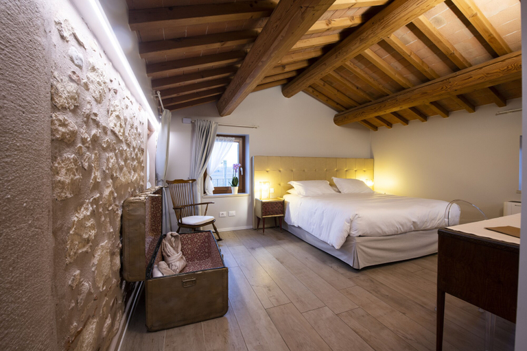 Bedroom 3, Magari Estates Hotel, Verona
