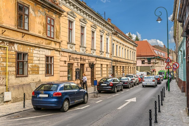 Others 3, Schei Gate Apartment, Brasov
