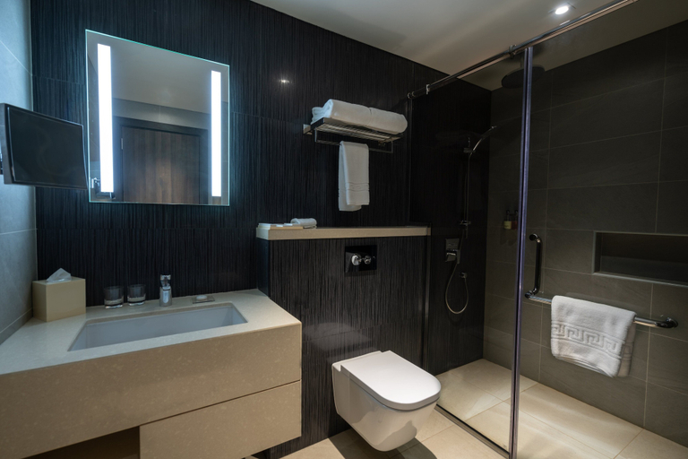 Bathroom 4, Citadines Al Ghubrah Muscat, Bausher