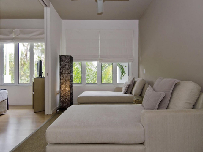 Bedroom 3, Beach Club Port Douglas 3 Bedroom Luxury Apartment, Douglas