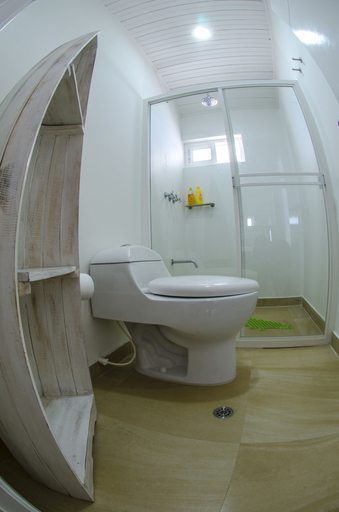 Bathroom 4, Penelope Beach House, San Andrés