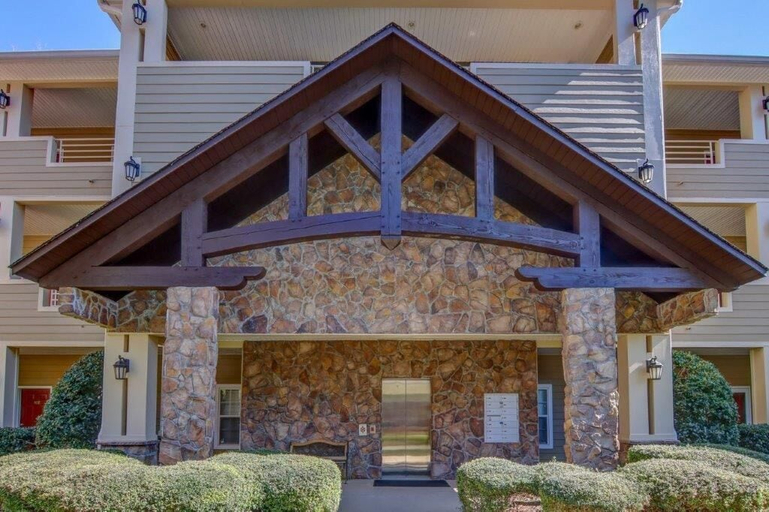Exterior & Views 2, Kingwood Resort, Rabun