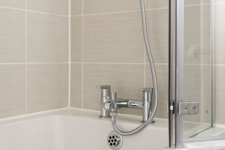 Bathroom 3, My Tetamu 3 Bedroom House, Coventry